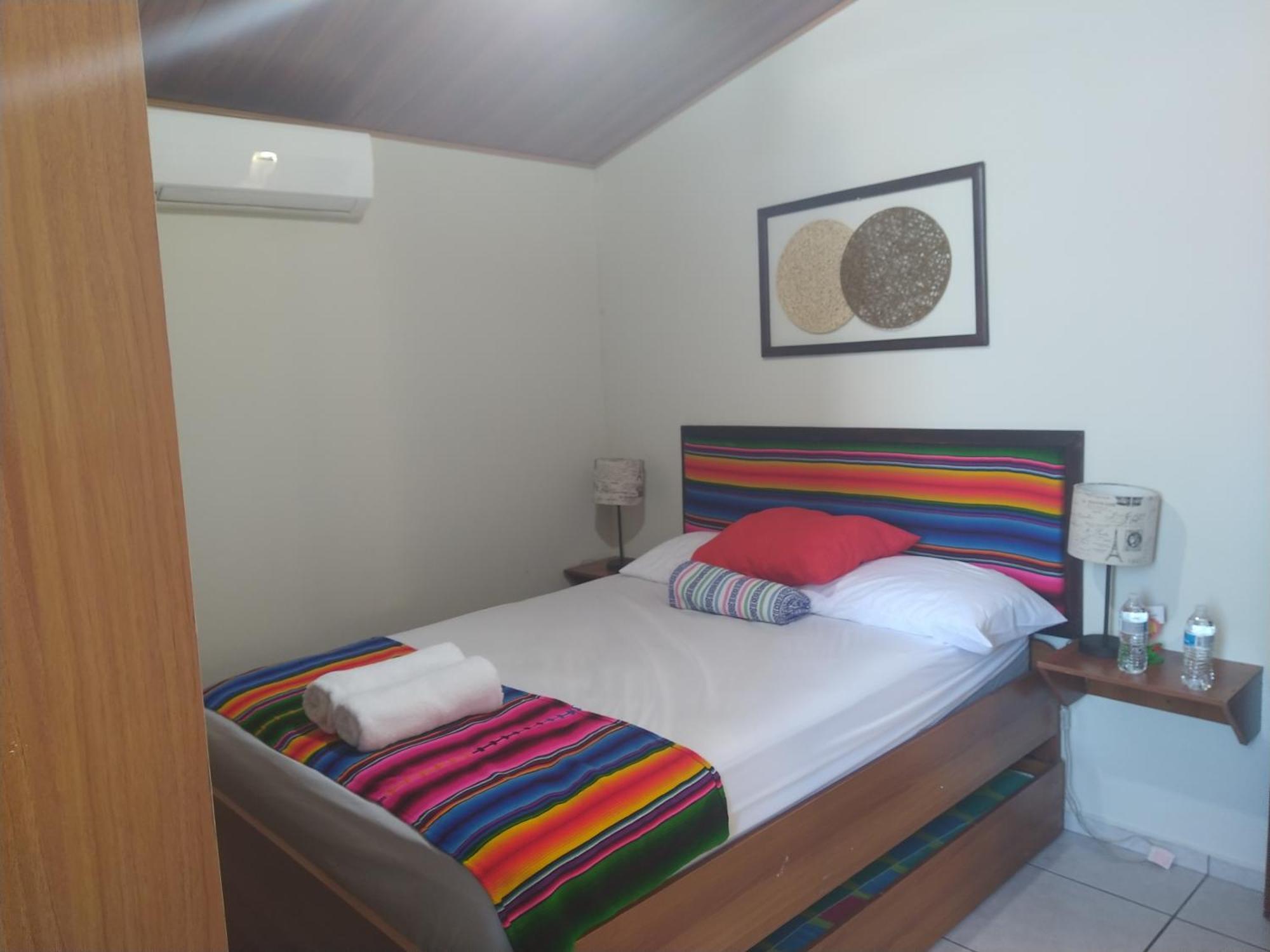 Hotel Antiguo Antiguo Cuscatlán Zimmer foto